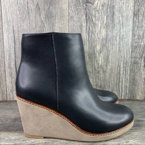 Kensie Hatley Wedge Booties